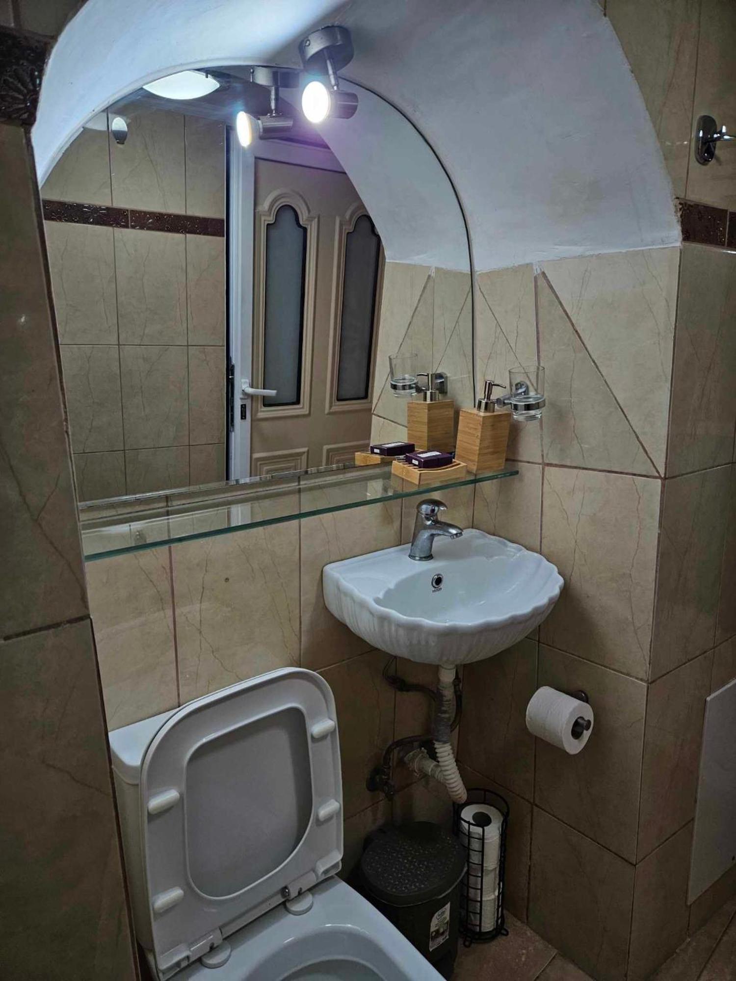 George'S Guest House 하니아 외부 사진